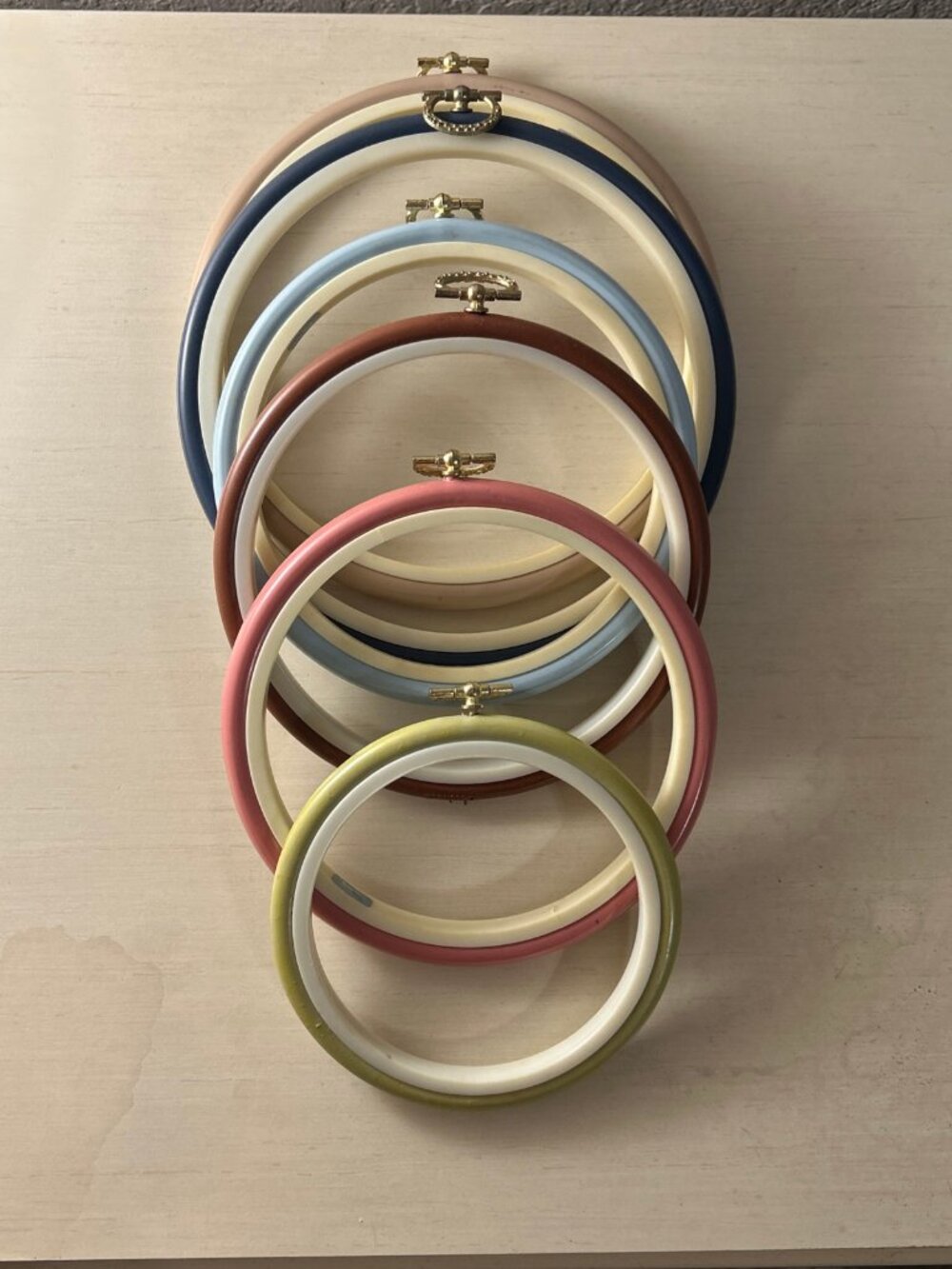 Lot of 6 White Horse Round Cross Stitch Hoops